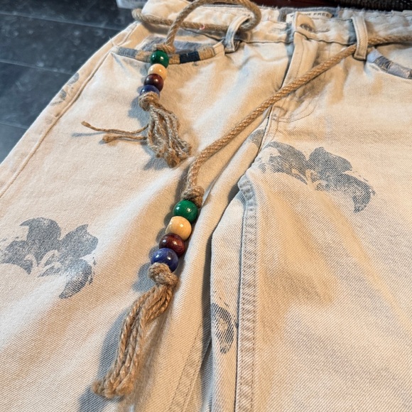 We The Free slouchy Geranium Straight Leg Jeans with beaded belt - Picture 4 of 7